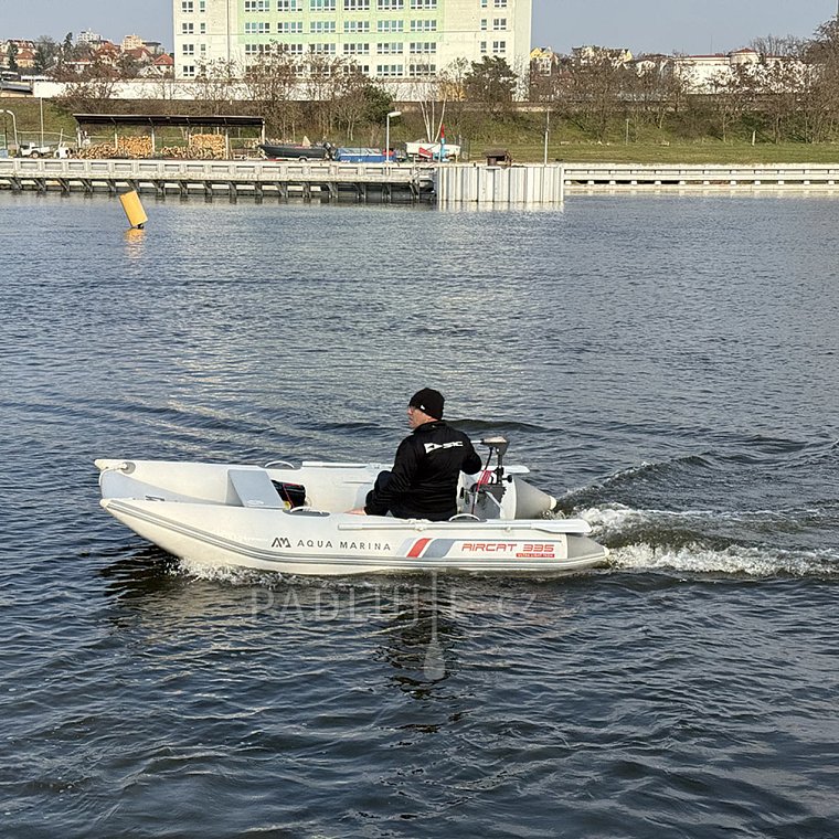 Test motoru WATERSNAKE PRIME 70 na člunu AIRCAT 330