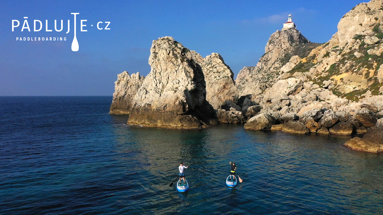 První plavby na paddleboardu - Paddleboard prostě rozšířil naše vodní obzory!