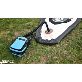 Elektrická pumpa STAR 9+ 12V s baterií do 20PSI pro paddleboardy