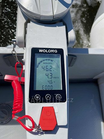 Lodní elektrický motor WOLONG ​FLOWSTAR 1,5 kW S - přívěsný s baterií