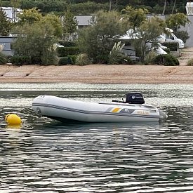 Člun AQUA MARINA U-DeLuxe 3,5m AD BT-UD350 - nafukovací člun s vysokotlakou podlahou