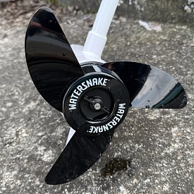 Náhradní  lodní šroub Watersnake 3-Blade, 44 – 55 lbs
